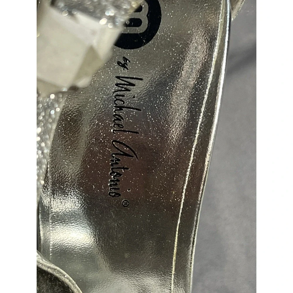 Michael Antonio SILVER Glitter Tipton T-Strap SZ 8.5 Heels W/Box Open Toe (2150)